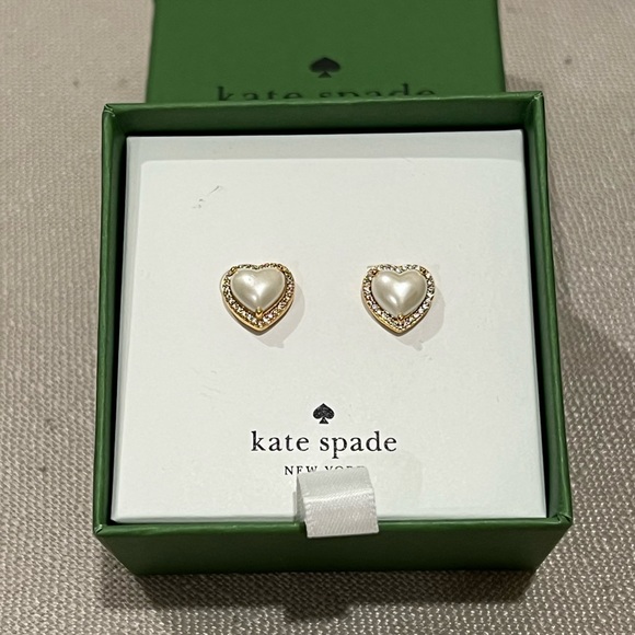 ❤️ Cute. Kate spade Heart Earrings. - Picture 5 of 12